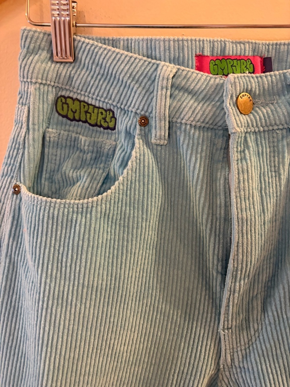 Empyre Tori Blue Corduroy women’s skateboard jeans, Sz 2, fit bigger. - Picture 5 of 12